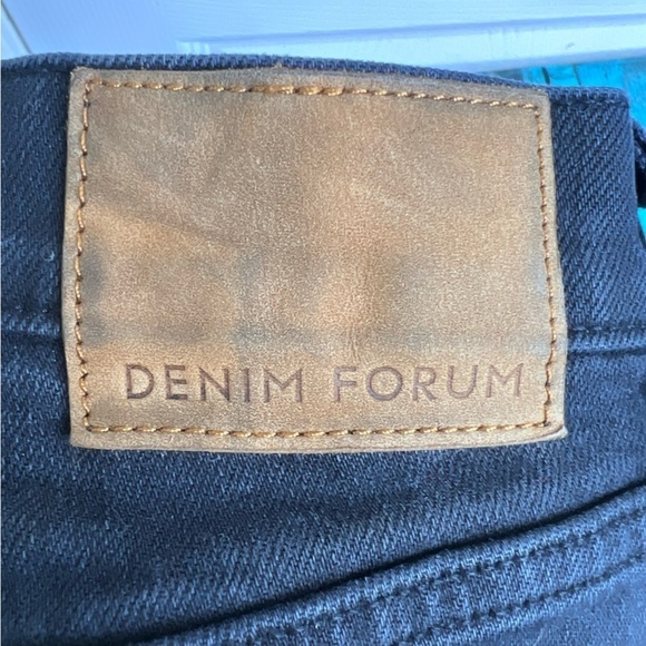 Aritzia Denim Forum The Arlo High Rise Straight Jeans Size 26 - Picture 9 of 13
